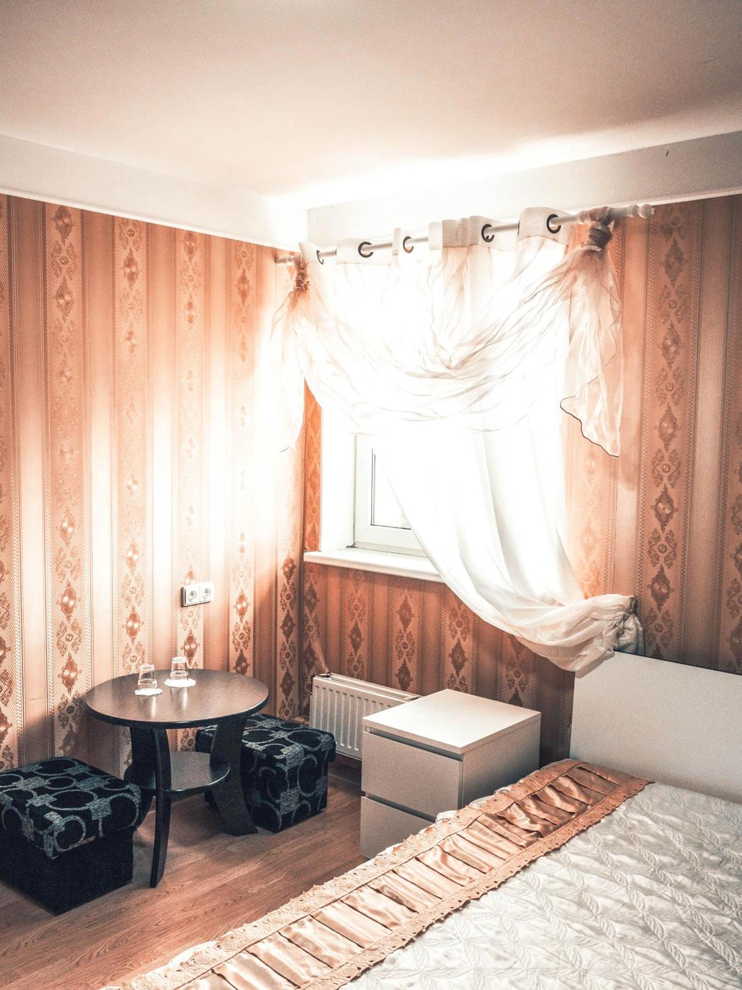 Tatjanos Dvaras Hotel *